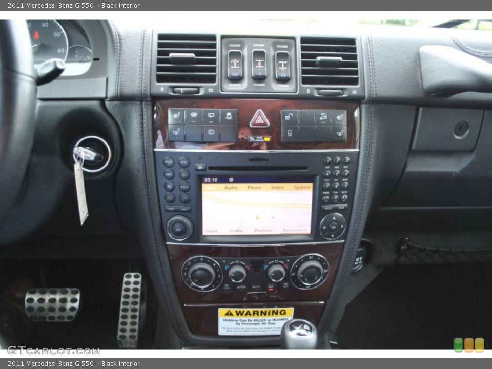 Black Interior Controls for the 2011 Mercedes-Benz G 550 #94225292