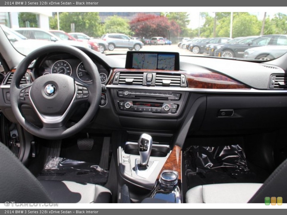 Black Interior Dashboard for the 2014 BMW 3 Series 328i xDrive Sedan #94237649