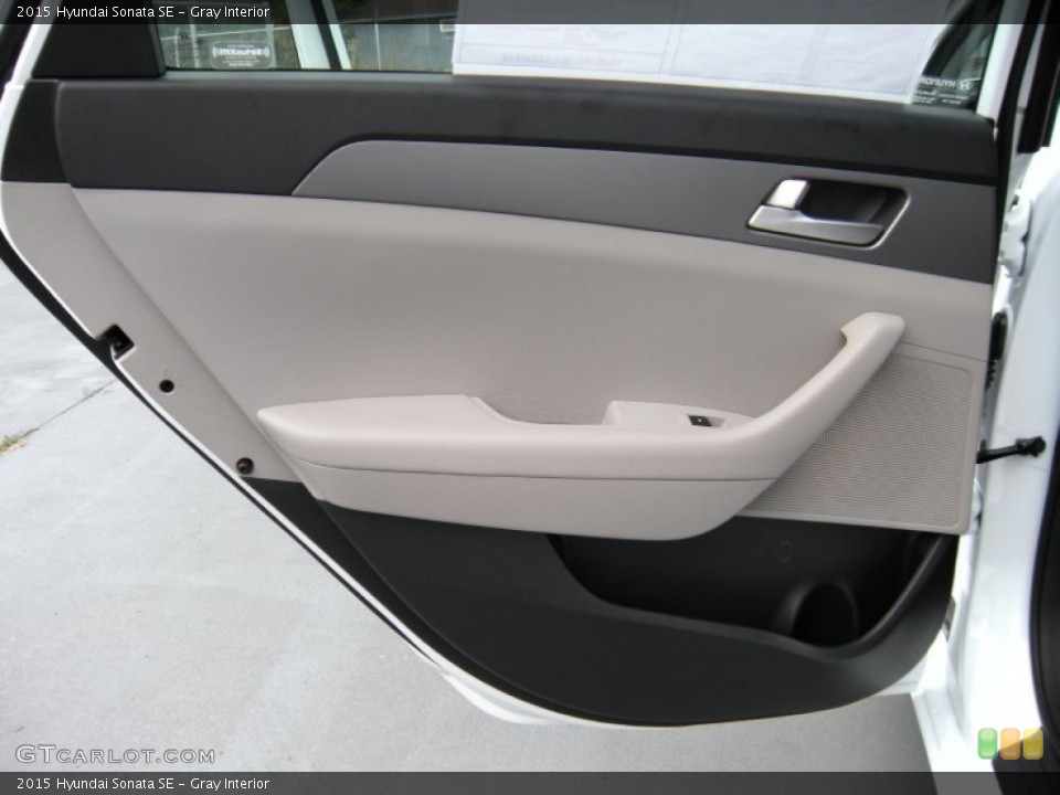 Gray Interior Door Panel for the 2015 Hyundai Sonata SE #94243163