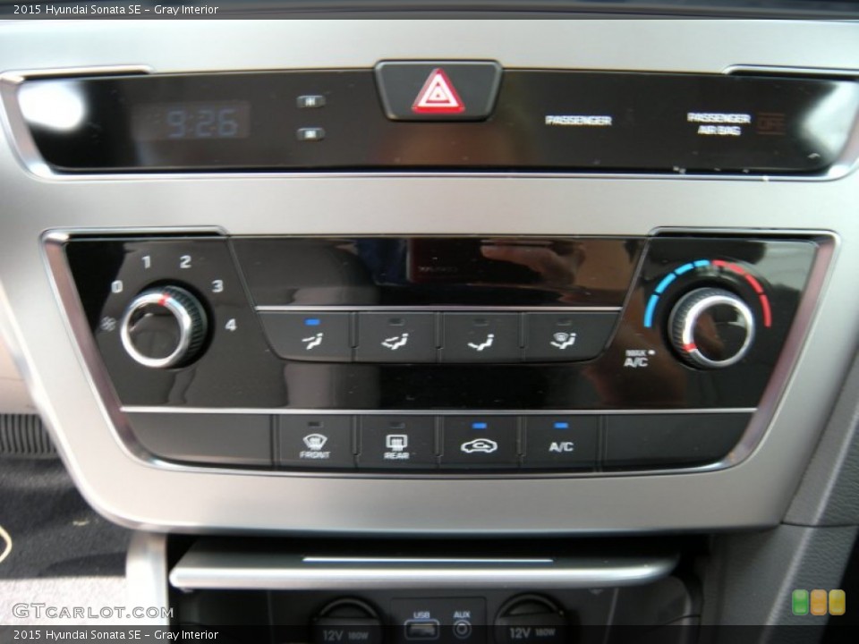 Gray Interior Controls for the 2015 Hyundai Sonata SE #94243394