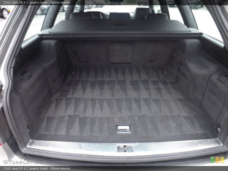 Ebony Interior Trunk for the 2002 Audi S6 4.2 quattro Avant #94266515