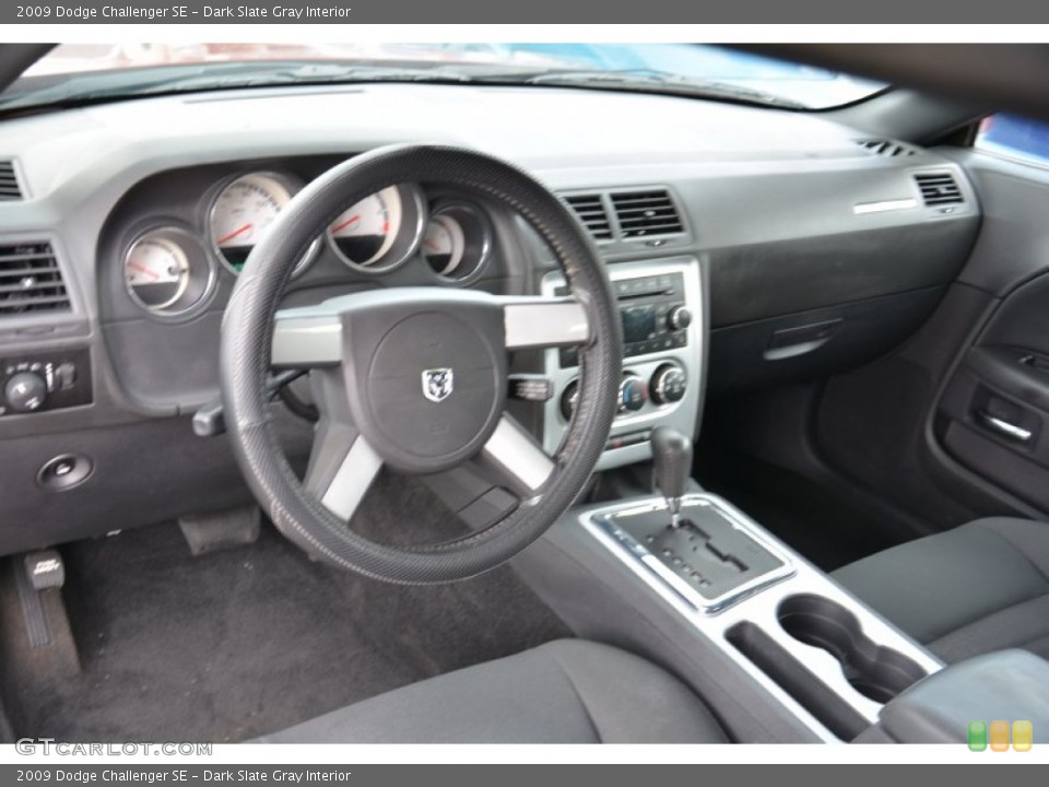 Dark Slate Gray Interior Photo for the 2009 Dodge Challenger SE #94273385