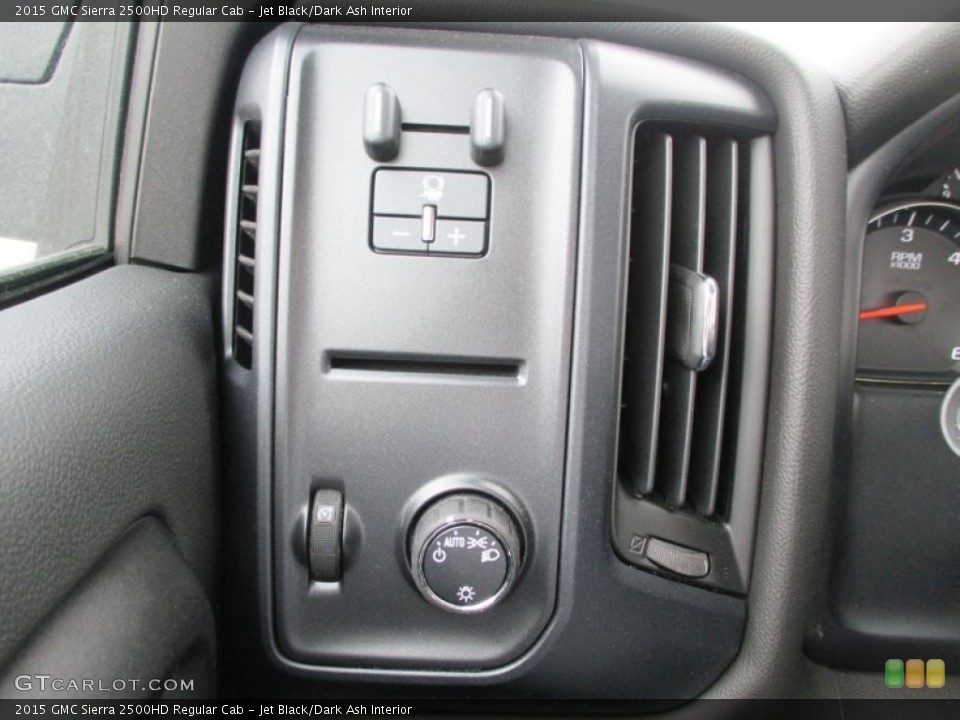Jet Black/Dark Ash Interior Controls for the 2015 GMC Sierra 2500HD Regular Cab #94295204