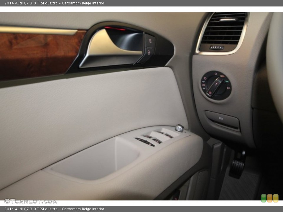 Cardamom Beige Interior Controls for the 2014 Audi Q7 3.0 TFSI quattro #94313615