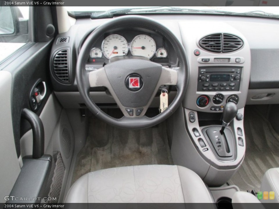 Gray Interior Dashboard for the 2004 Saturn VUE V6 #94318394