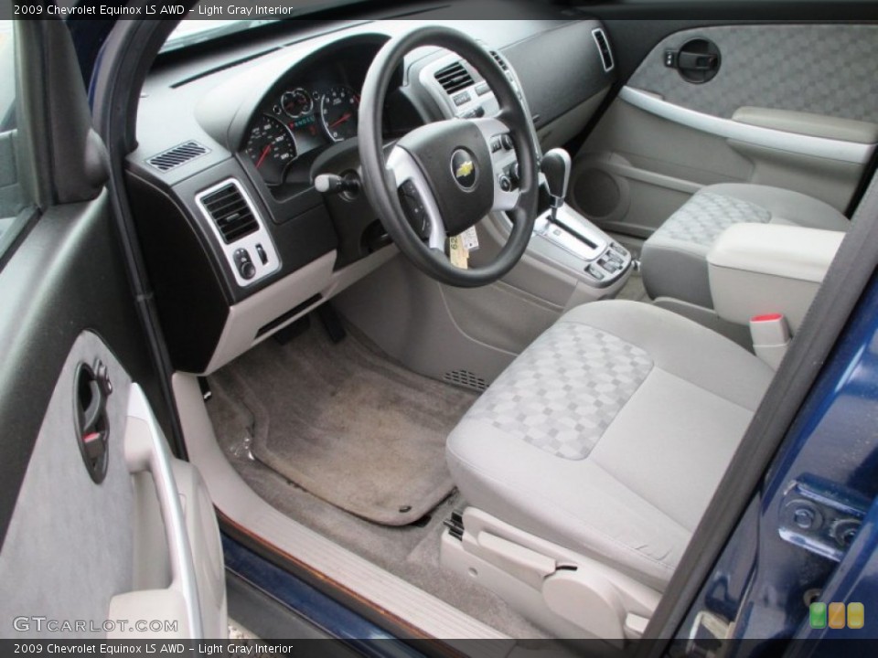Light Gray Interior Photo for the 2009 Chevrolet Equinox LS AWD #94319174