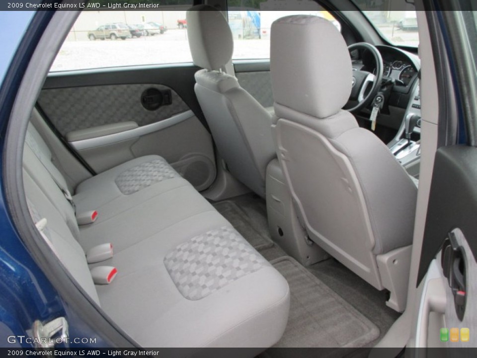 Light Gray Interior Rear Seat for the 2009 Chevrolet Equinox LS AWD #94319372