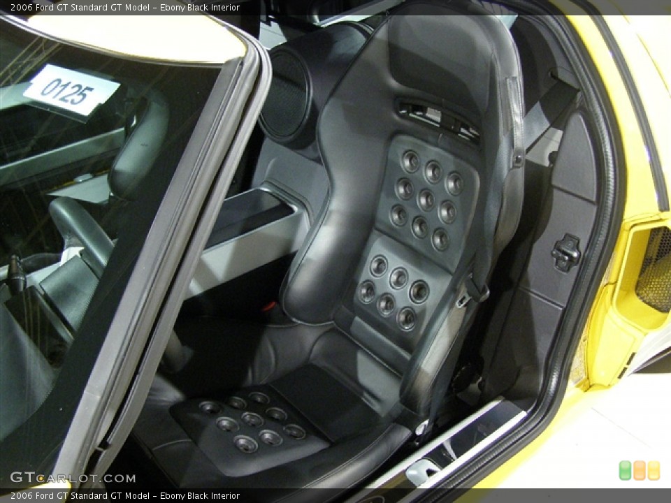 Ebony Black Interior Photo for the 2006 Ford GT  #94324