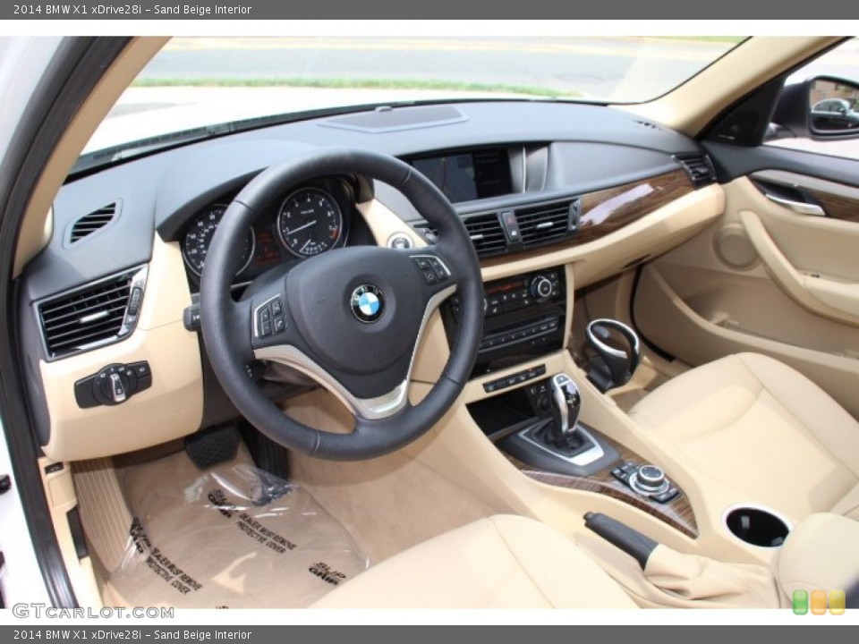 Sand Beige Interior Photo for the 2014 BMW X1 xDrive28i #94335072