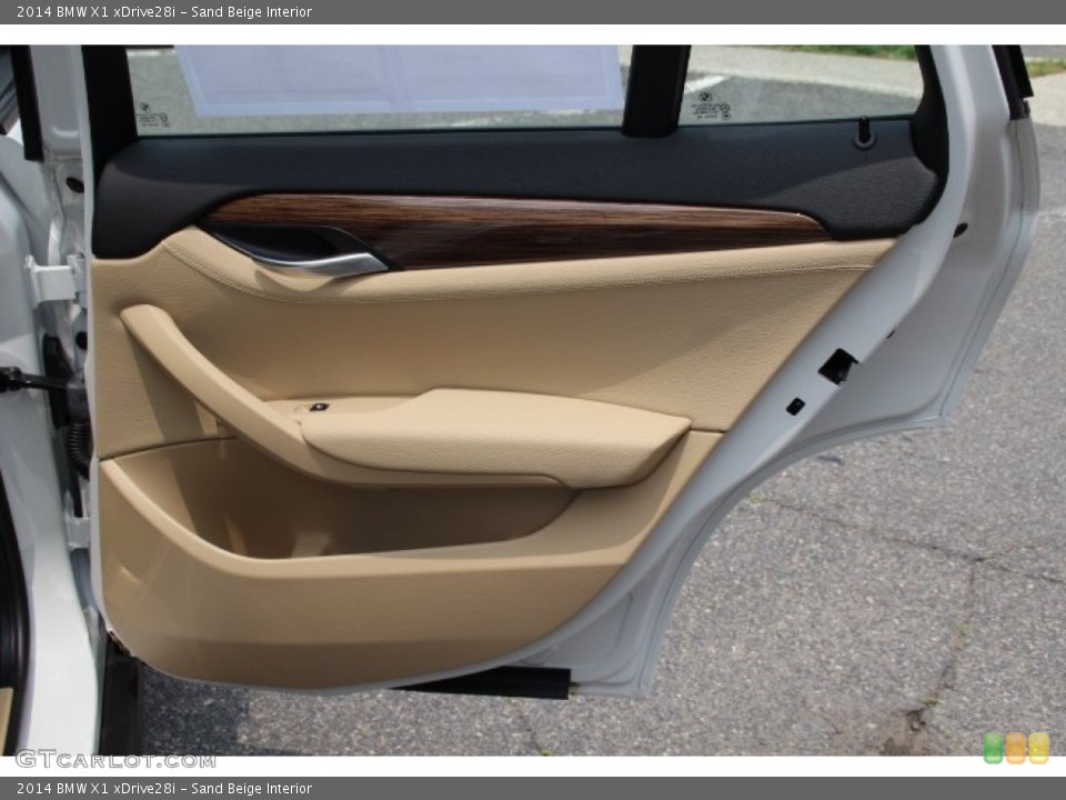 Sand Beige Interior Door Panel for the 2014 BMW X1 xDrive28i #94335402