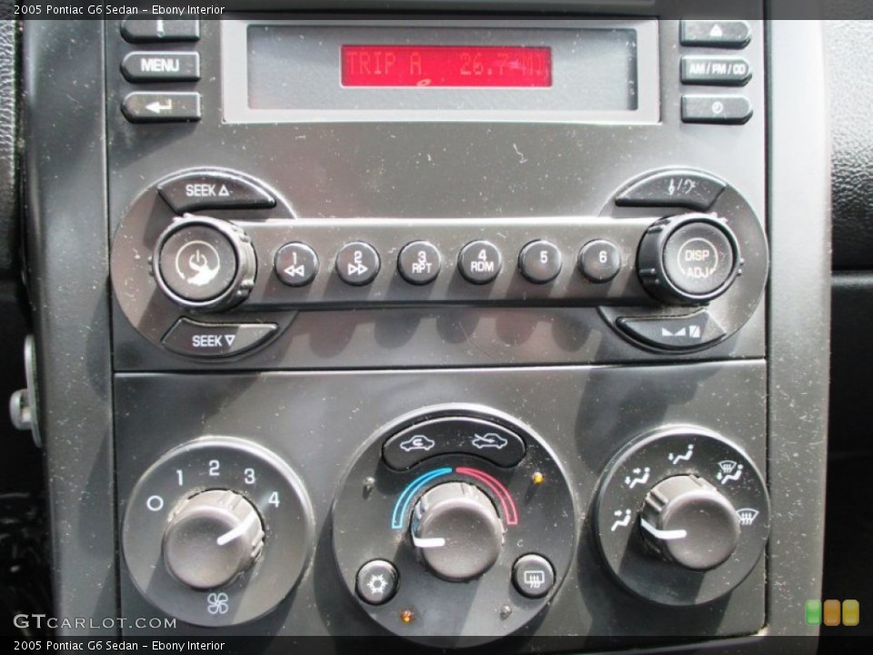Ebony Interior Controls for the 2005 Pontiac G6 Sedan #94353567