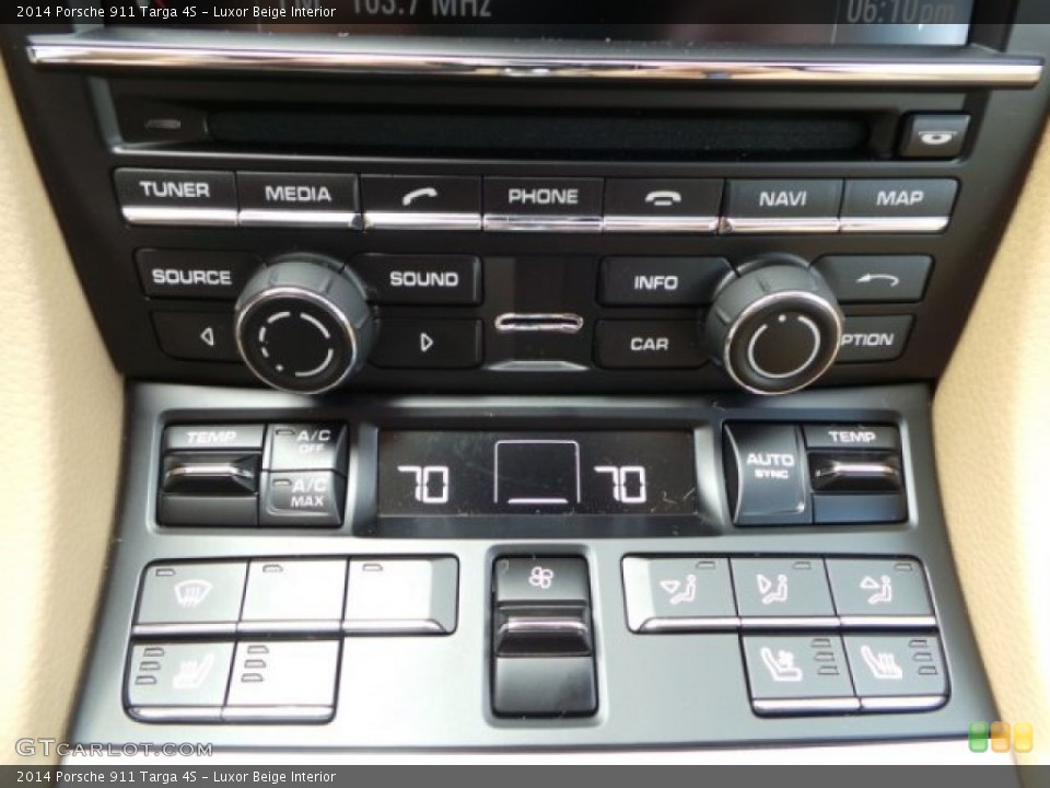 Luxor Beige Interior Controls for the 2014 Porsche 911 Targa 4S #94362341