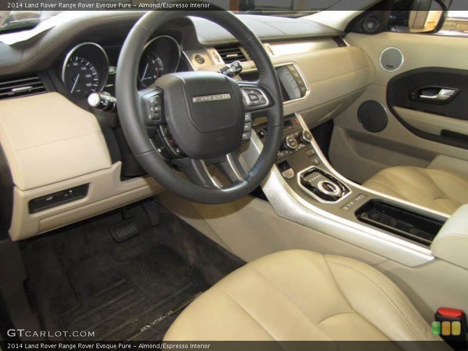 Almond/Espresso 2014 Land Rover Range Rover Evoque Interiors