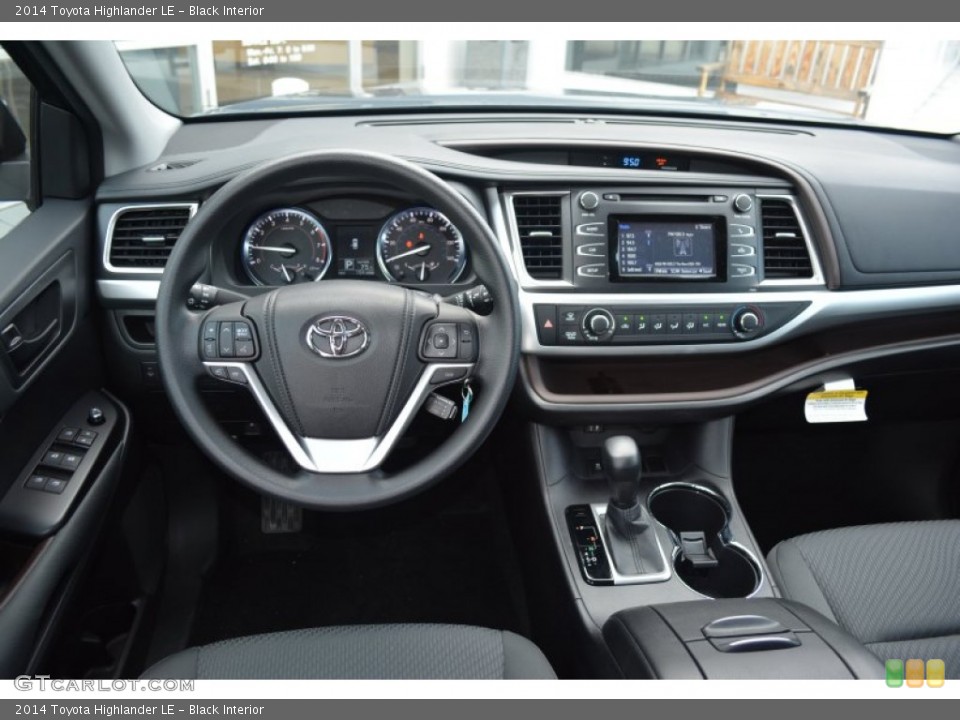Black Interior Dashboard for the 2014 Toyota Highlander LE #94370309