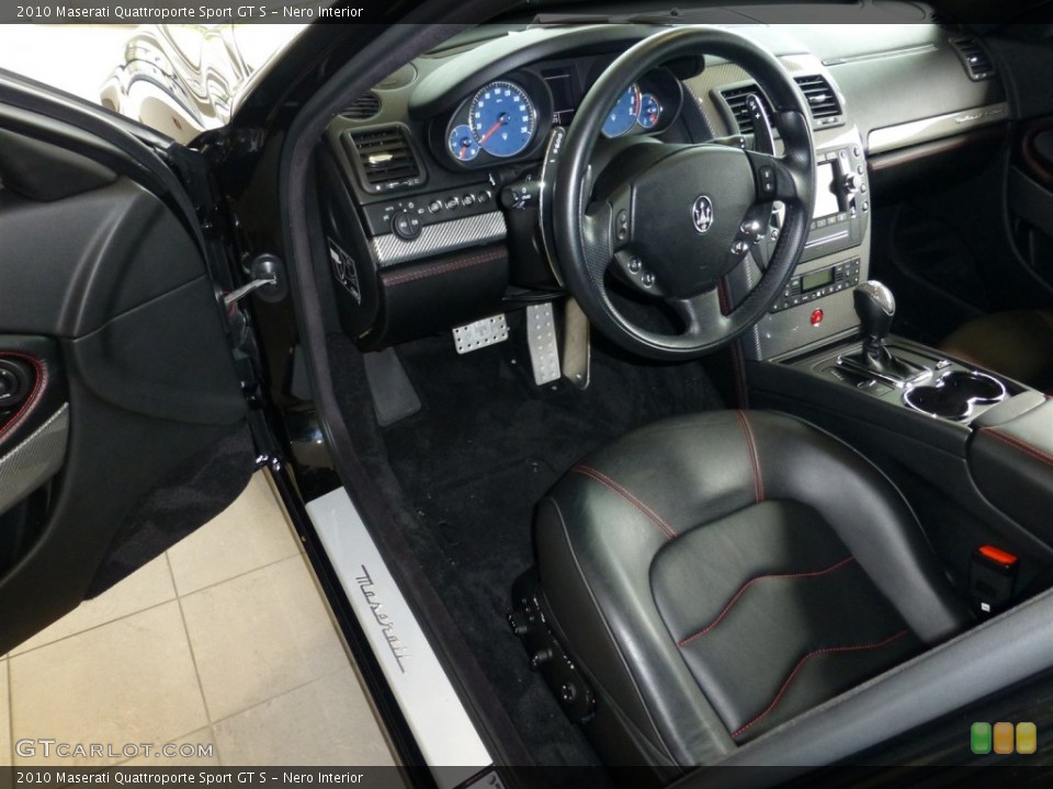 Nero Interior Prime Interior for the 2010 Maserati Quattroporte Sport GT S #94387418