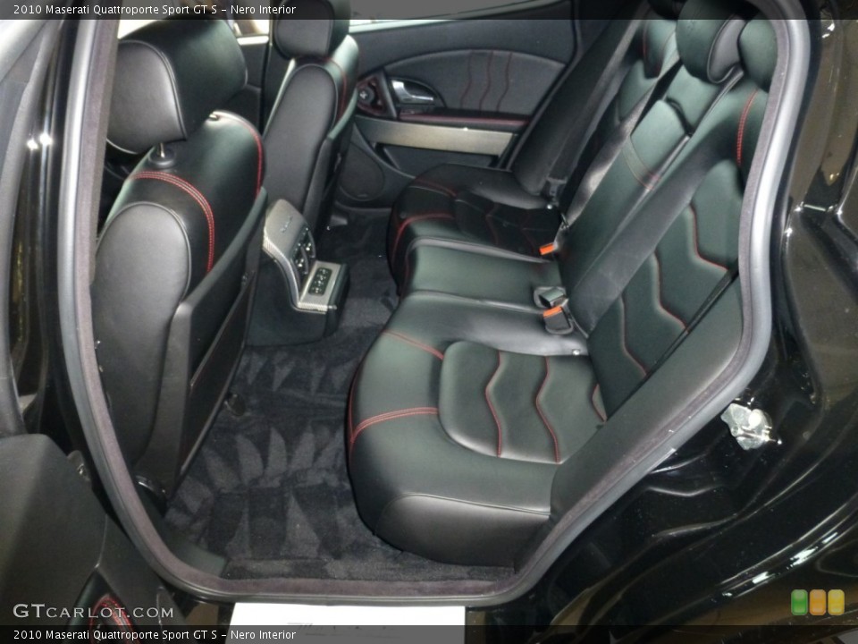 Nero Interior Rear Seat for the 2010 Maserati Quattroporte Sport GT S #94388081