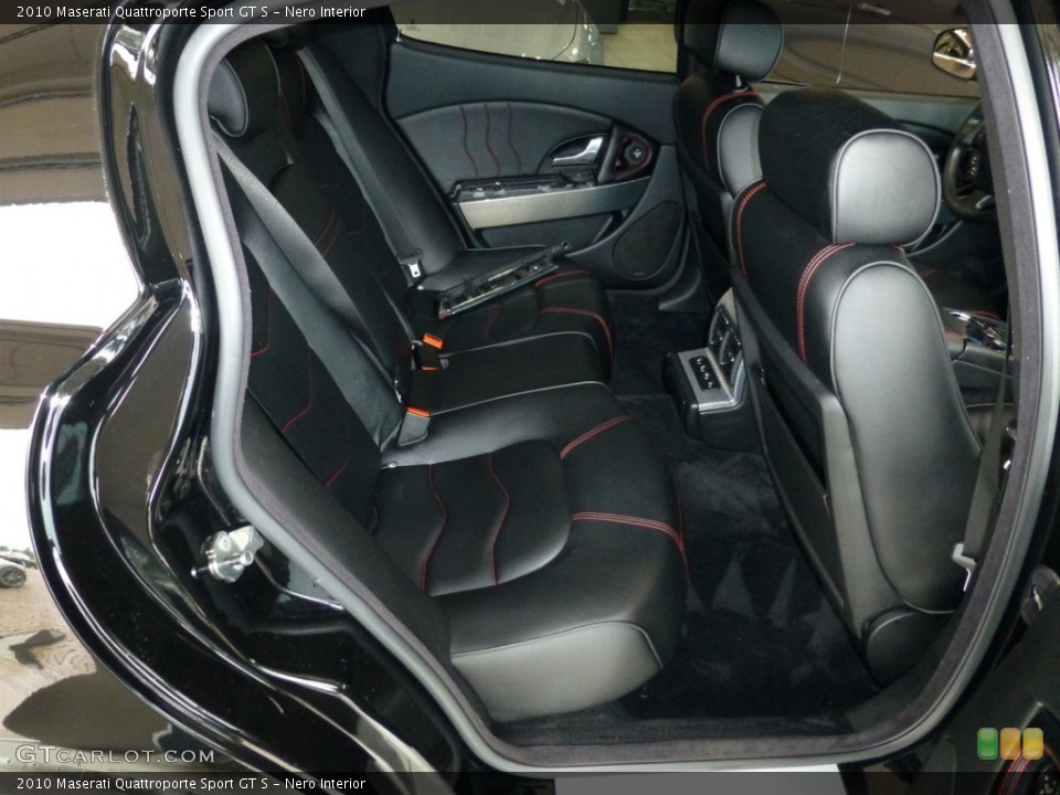 Nero Interior Rear Seat for the 2010 Maserati Quattroporte Sport GT S #94388120