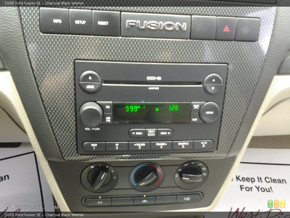 Charcoal Black Interior Controls for the 2006 Ford Fusion SE #94402019