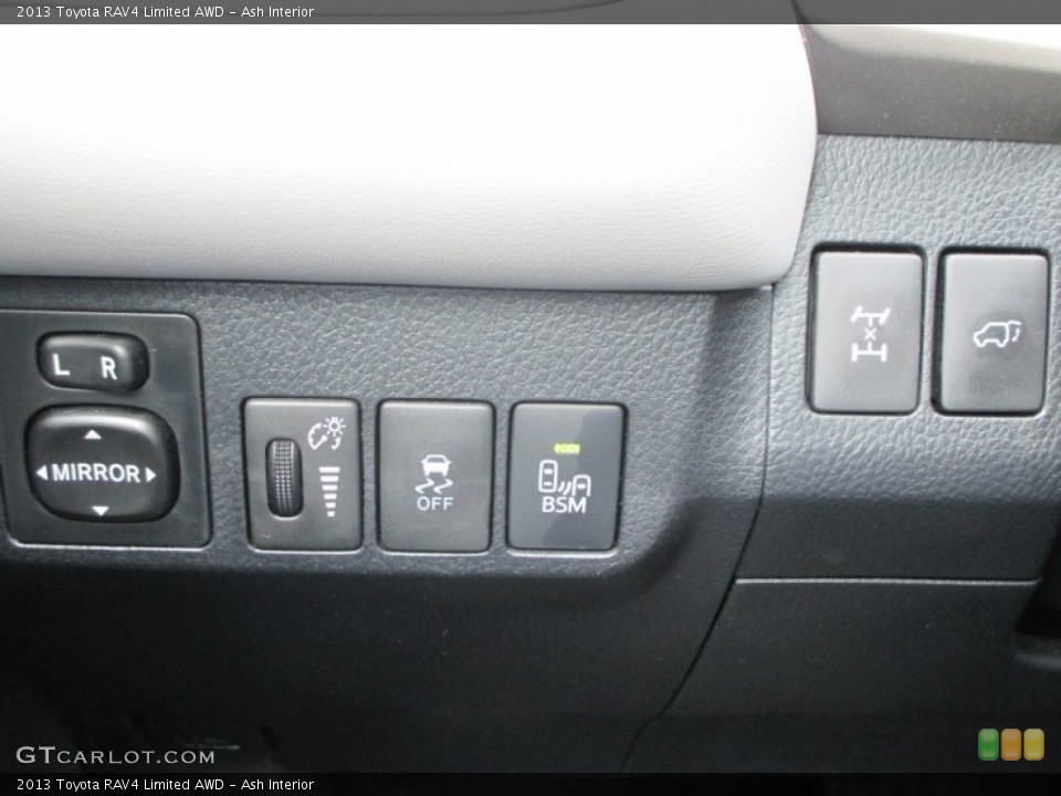 Ash Interior Controls for the 2013 Toyota RAV4 Limited AWD #94419467