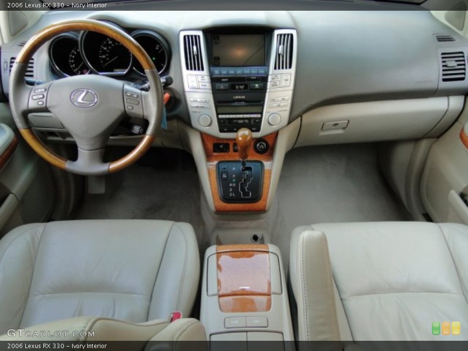 Ivory Interior Photo for the 2006 Lexus RX 330 #94420305