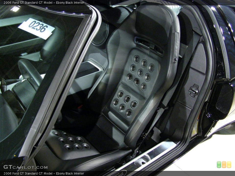 Ebony Black Interior Photo for the 2006 Ford GT  #94421