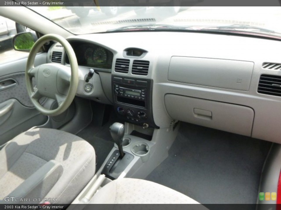 Gray Interior Photo for the 2003 Kia Rio Sedan #94424486