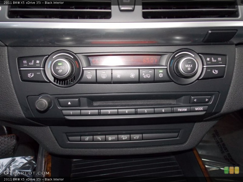 Black Interior Controls for the 2011 BMW X5 xDrive 35i #94436552