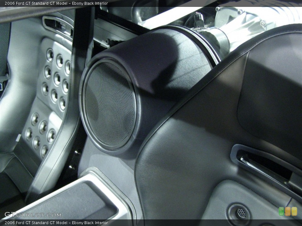 Ebony Black Interior Photo for the 2006 Ford GT  #94451