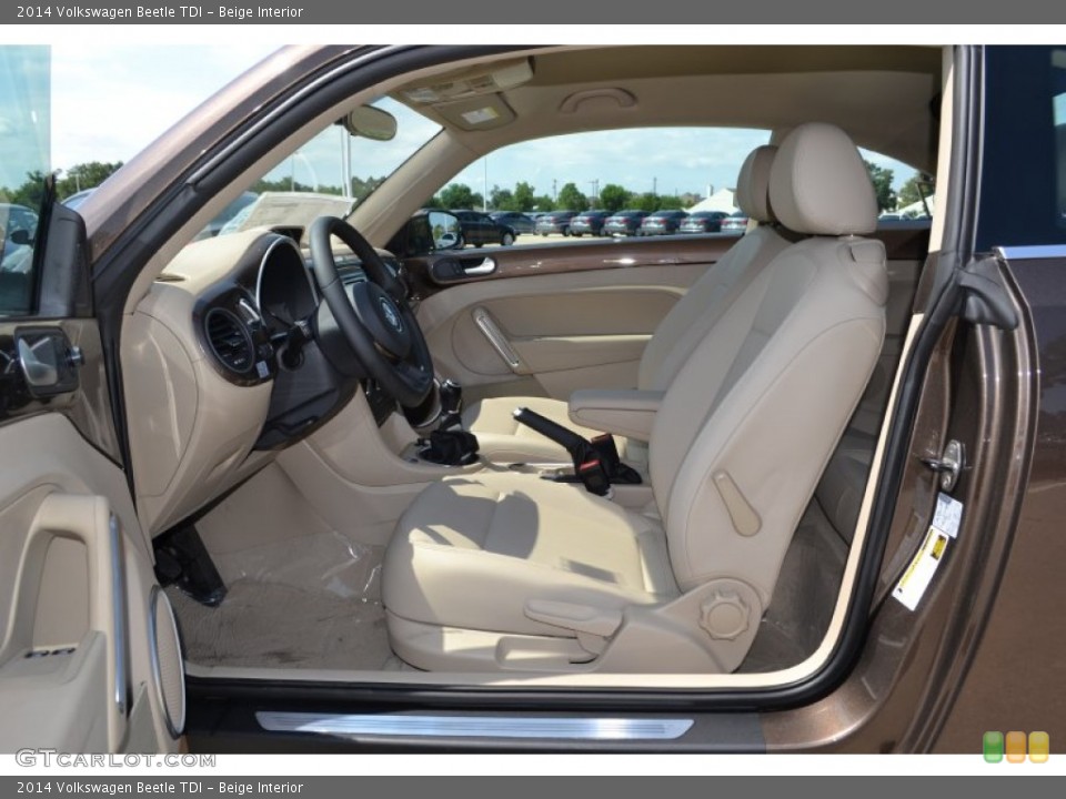 Beige Interior Photo for the 2014 Volkswagen Beetle TDI #94451810