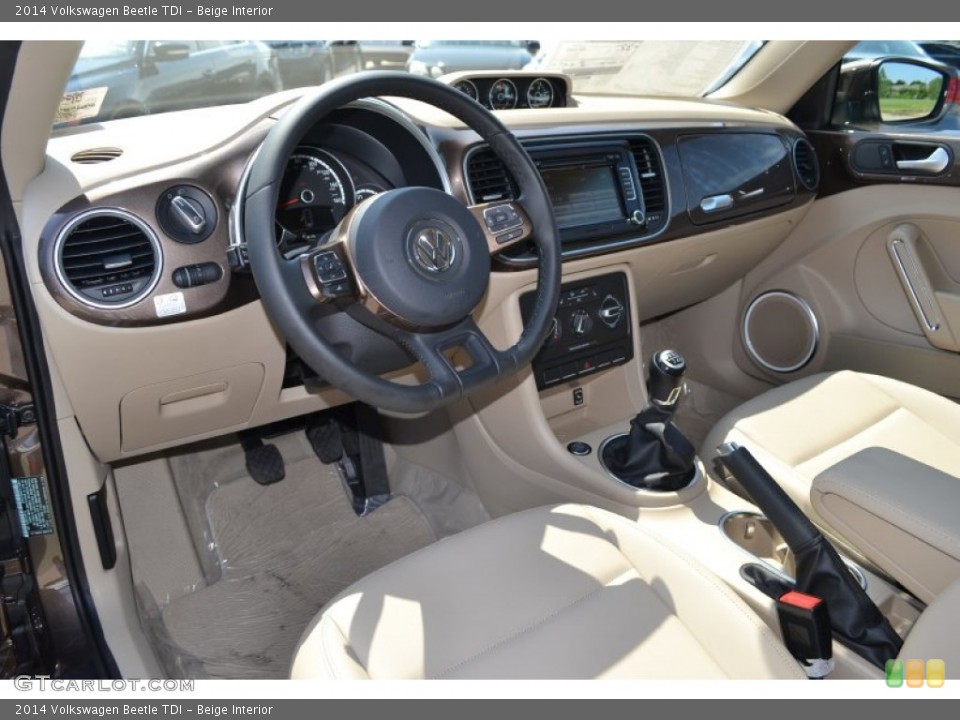 Beige Interior Photo for the 2014 Volkswagen Beetle TDI #94451850