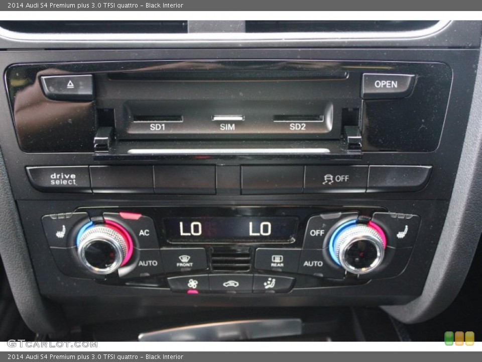 Black Interior Controls for the 2014 Audi S4 Premium plus 3.0 TFSI quattro #94453022