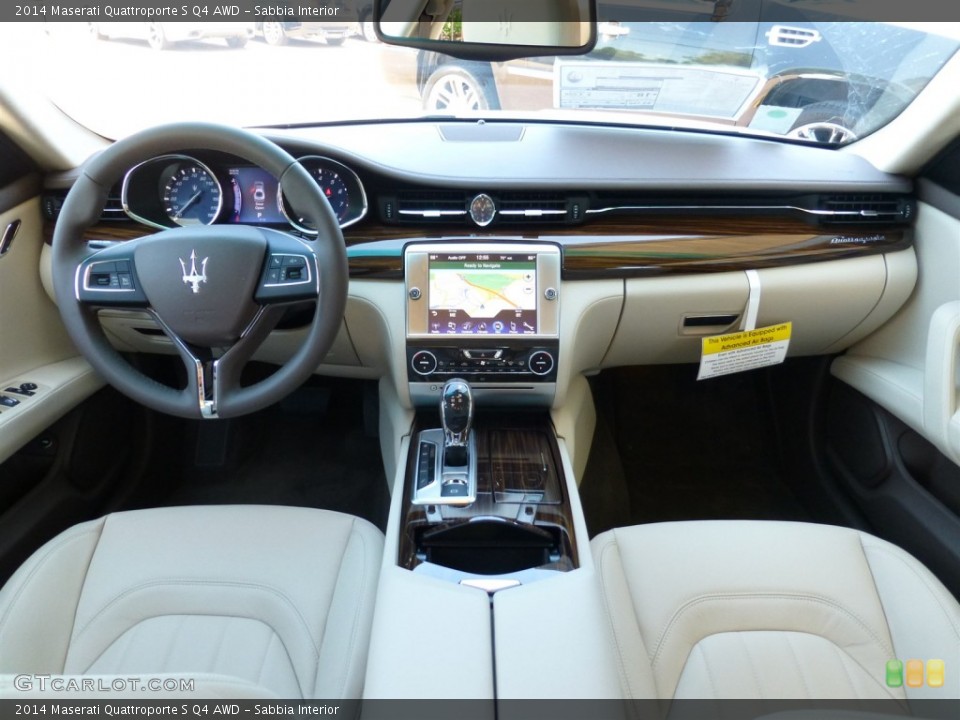 Sabbia Interior Dashboard for the 2014 Maserati Quattroporte S Q4 AWD #94458170