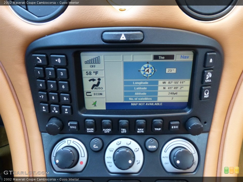 Cuoio Interior Controls for the 2002 Maserati Coupe Cambiocorsa #94458497
