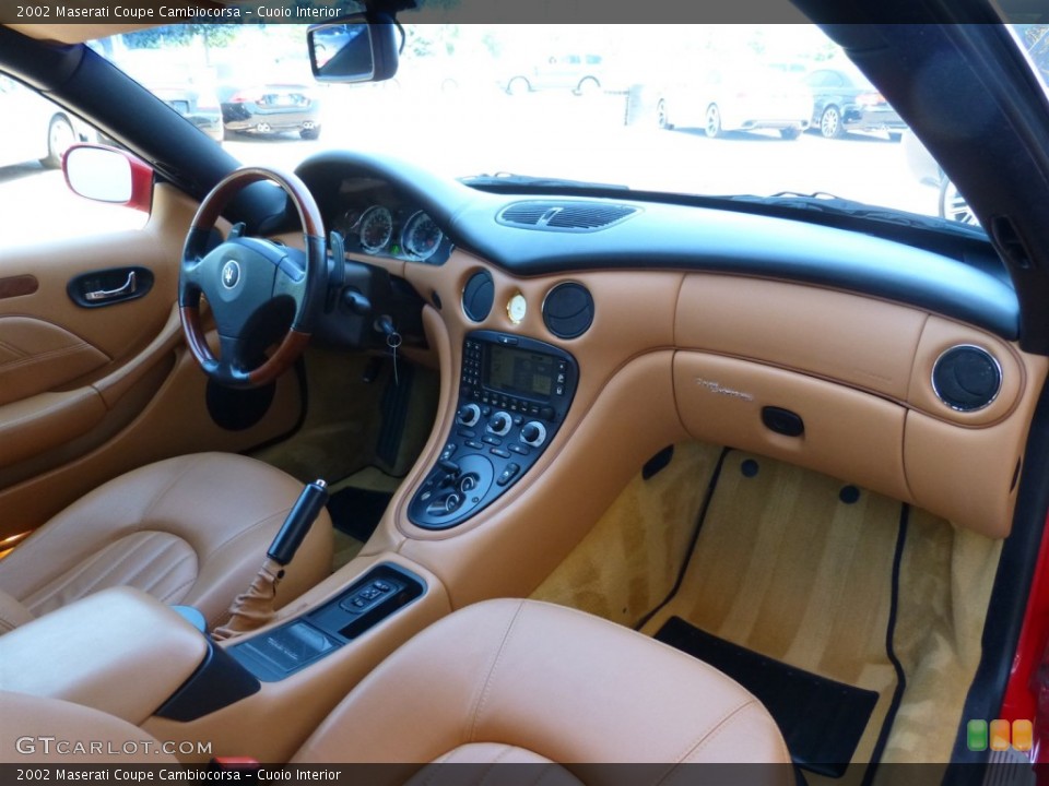 Cuoio Interior Dashboard for the 2002 Maserati Coupe Cambiocorsa #94458569