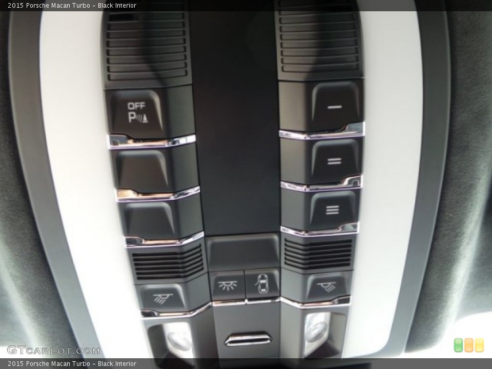 Black Interior Controls for the 2015 Porsche Macan Turbo #94459508