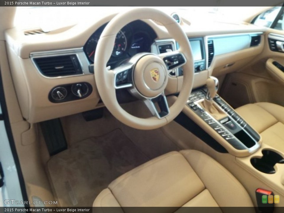 Luxor Beige Interior Photo for the 2015 Porsche Macan Turbo #94459715