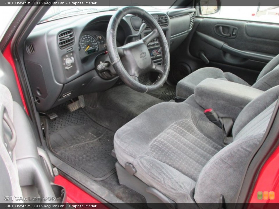 Graphite Interior Photo for the 2001 Chevrolet S10 LS Regular Cab #94489095
