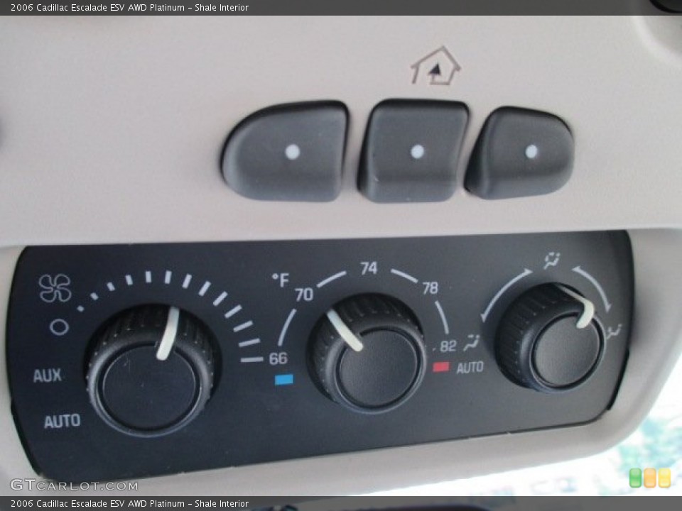 Shale Interior Controls for the 2006 Cadillac Escalade ESV AWD Platinum #94494576