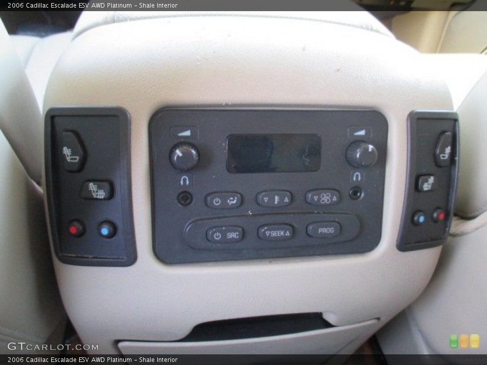 Shale Interior Controls for the 2006 Cadillac Escalade ESV AWD Platinum #94494660