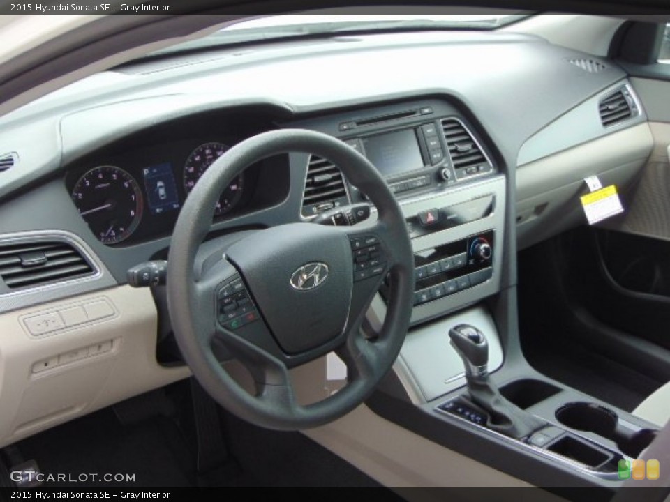 Gray Interior Dashboard for the 2015 Hyundai Sonata SE #94500879