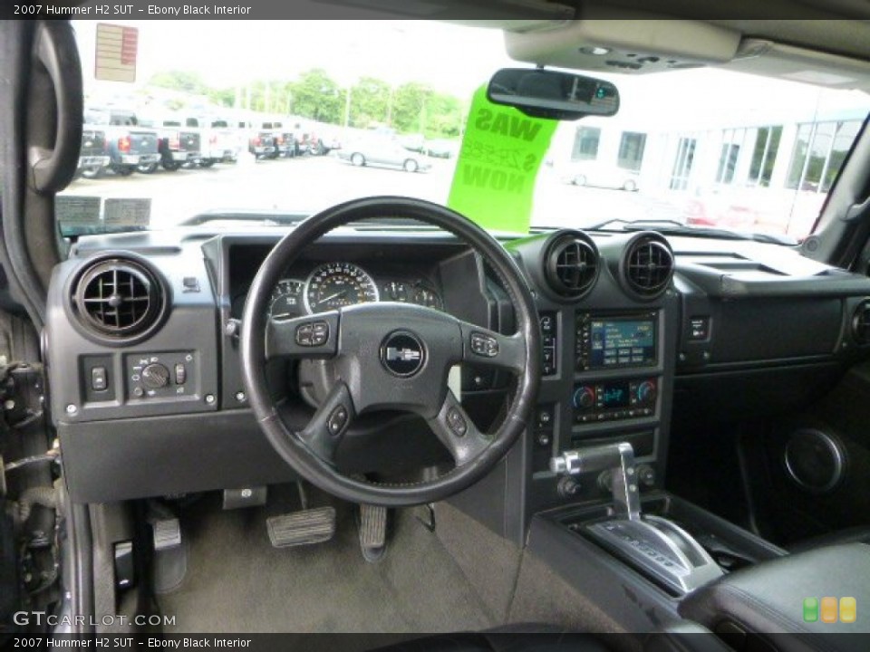 Ebony Black Interior Photo for the 2007 Hummer H2 SUT #94505967
