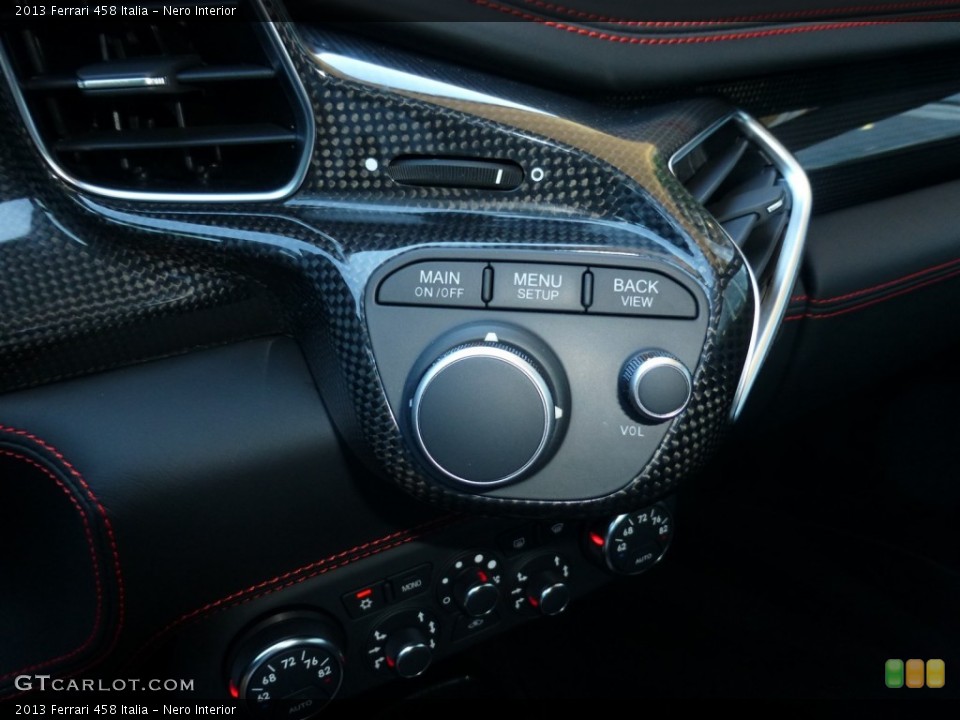 Nero Interior Controls for the 2013 Ferrari 458 Italia #94511073