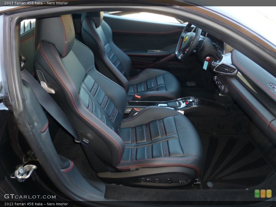 Nero Interior Front Seat for the 2013 Ferrari 458 Italia #94511091