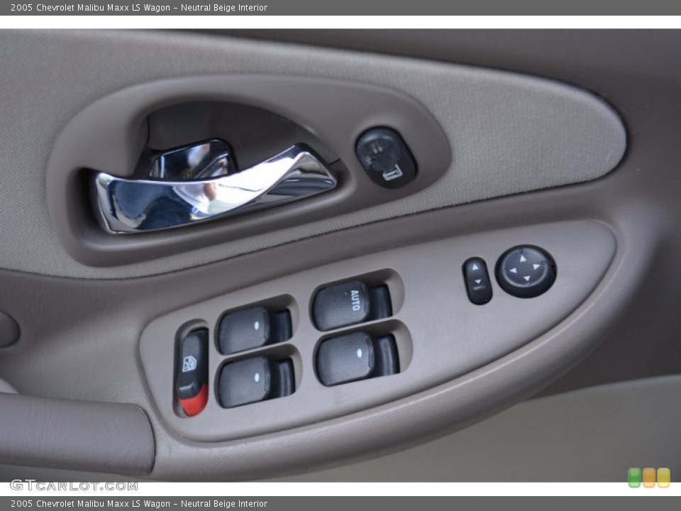 Neutral Beige Interior Controls for the 2005 Chevrolet Malibu Maxx LS Wagon #94516083