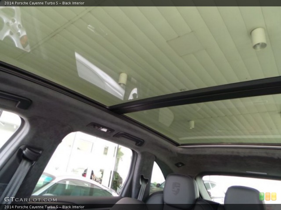 Black Interior Sunroof for the 2014 Porsche Cayenne Turbo S #94521765