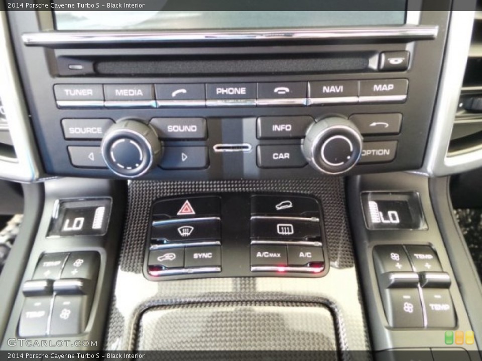 Black Interior Controls for the 2014 Porsche Cayenne Turbo S #94521855