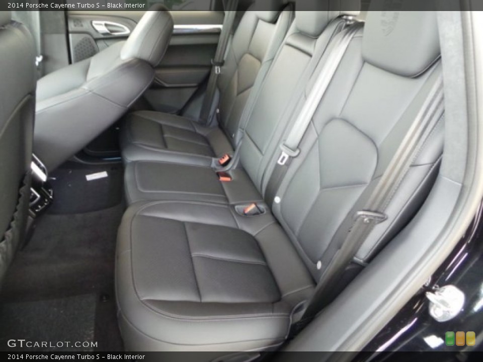 Black Interior Rear Seat for the 2014 Porsche Cayenne Turbo S #94522009