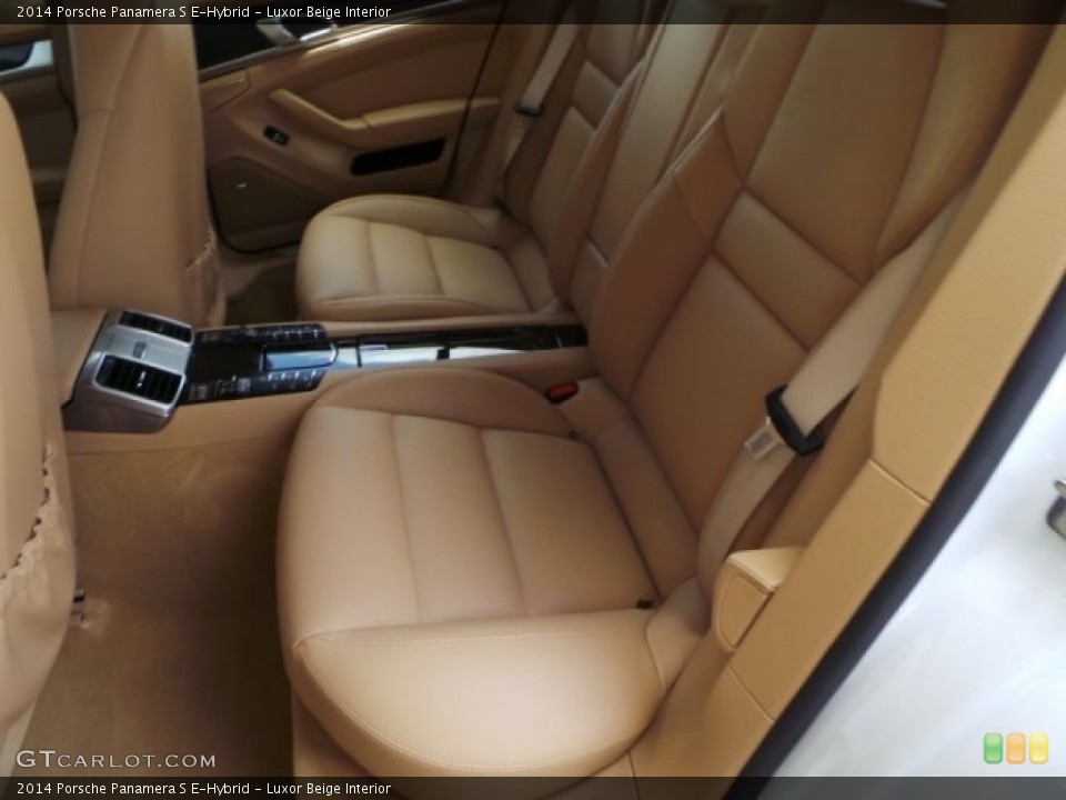 Luxor Beige Interior Rear Seat for the 2014 Porsche Panamera S E-Hybrid #94523832