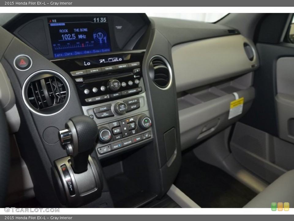 Gray Interior Controls for the 2015 Honda Pilot EX-L #94531833