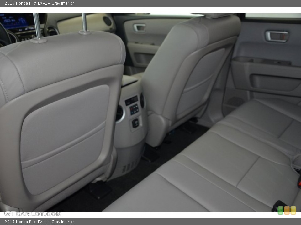 Gray Interior Rear Seat for the 2015 Honda Pilot EX-L #94532091